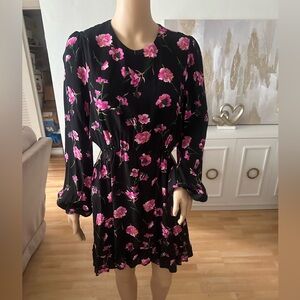 ⭐️Floral Black/Pink Dress!⭐️